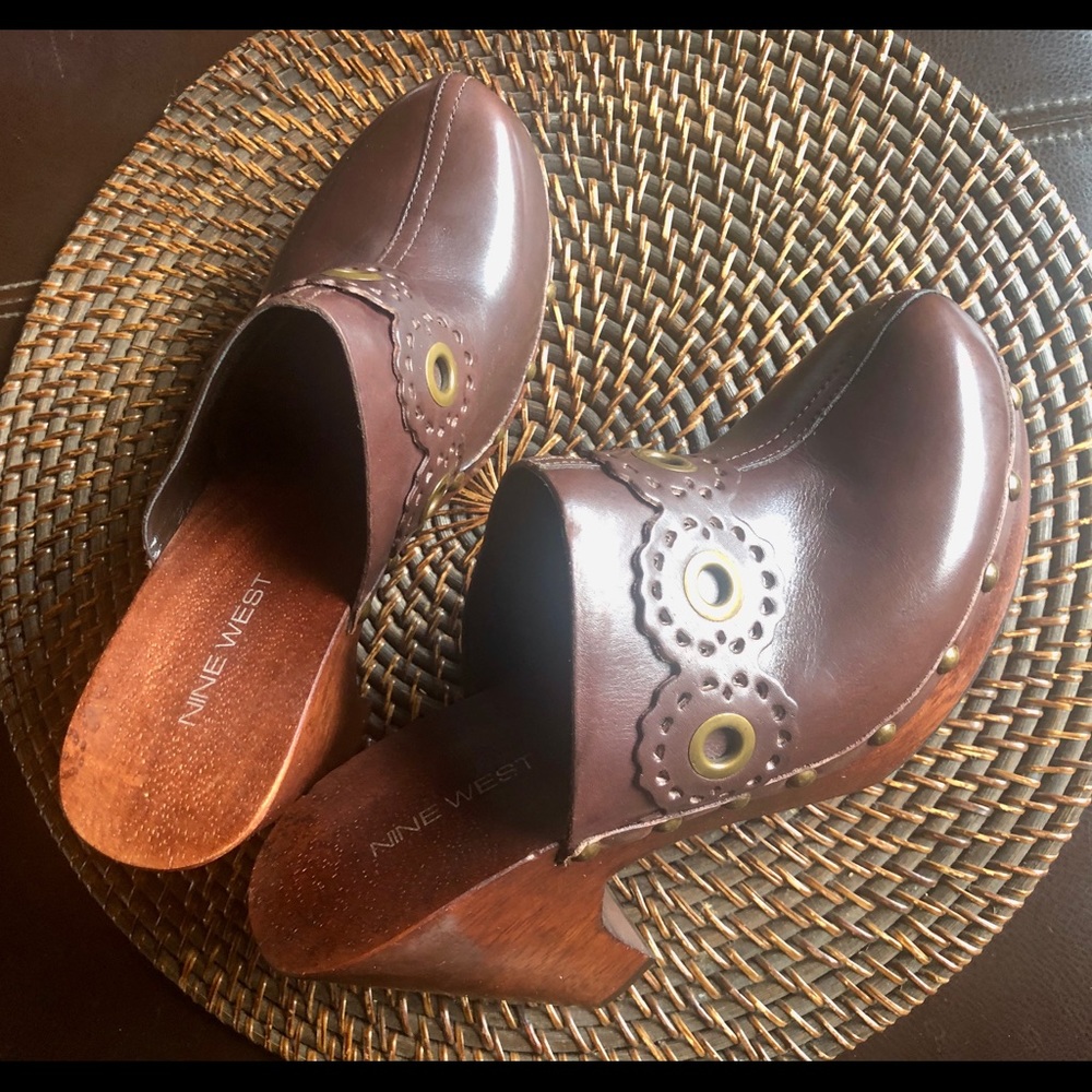 Vintage Nine West Brazilian Leather Clogs 9M